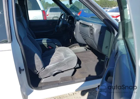 1998 Chevrolet S-10 Ls Fleetside z USA, uszkodzony, nr VIN 1GCCS19X6W8249037